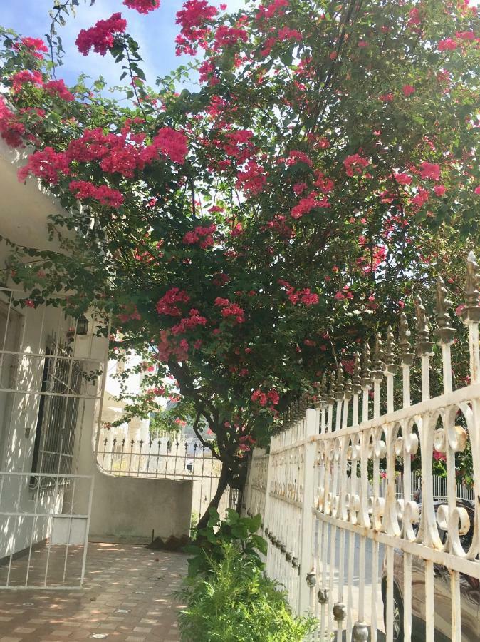 Alojamiento Arte Y Salud Bed & Breakfast Cartagena ภายนอก รูปภาพ